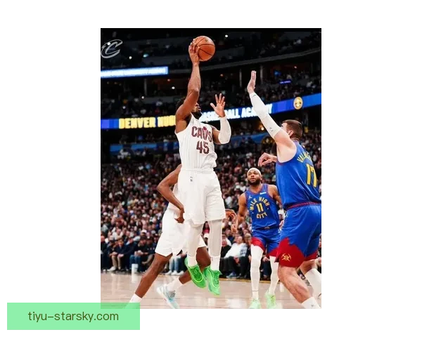 米切尔32+10哈登发威 骑士逆转掘金险胜